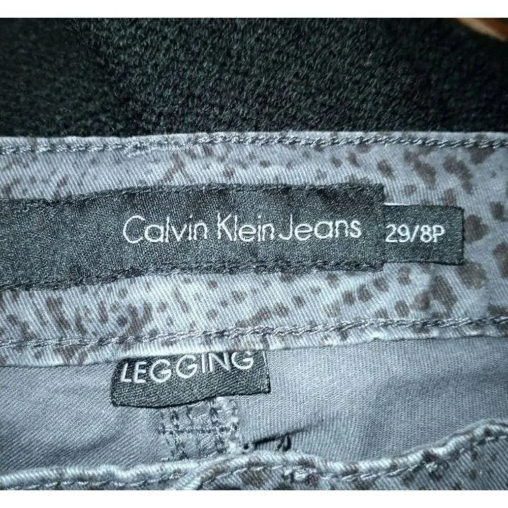 CALVIN KLEIN BLACK & GRAY SNAKE PRINT LEGGINGS SZ.8P EUC